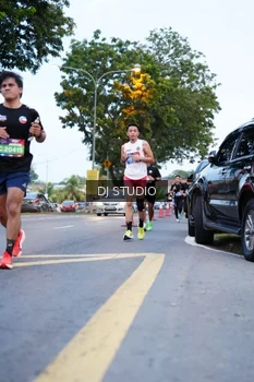 Runner Photo 4192924