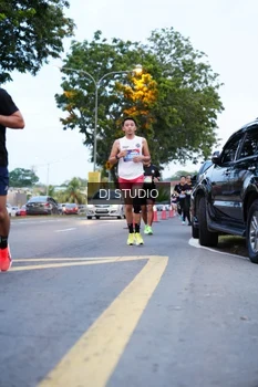 Runner Photo 4192926