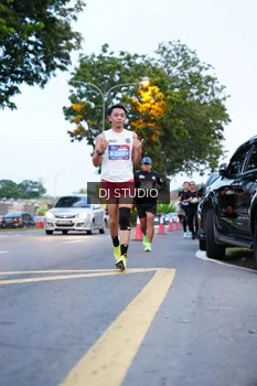 Runner Photo 4192946