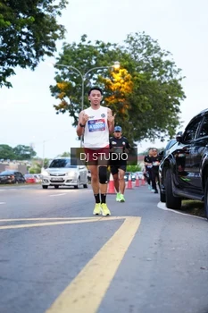 Runner Photo 4192959