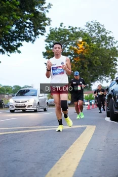 Runner Photo 4192968