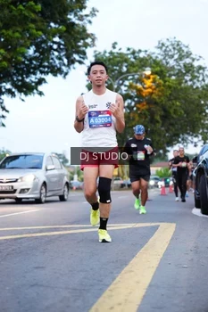 Runner Photo 4192995