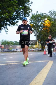 Runner Photo 4193037