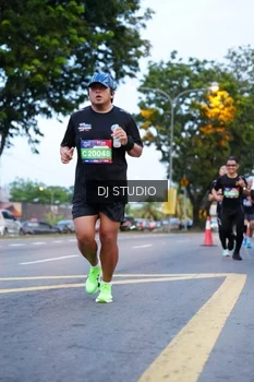 Runner Photo 4193180