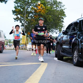 Runner Photo 4193209