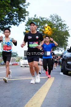Runner Photo 4193259