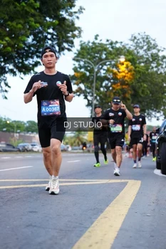 Runner Photo 4193368
