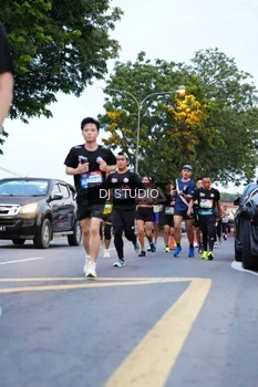 Runner Photo 4193509