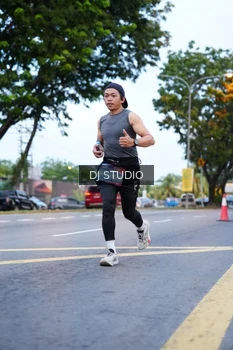 Runner Photo 4193658