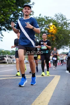 Runner Photo 4193775