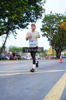 Runner Photo 4193790