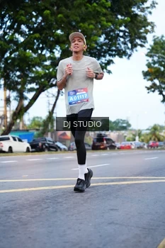 Runner Photo 4193813
