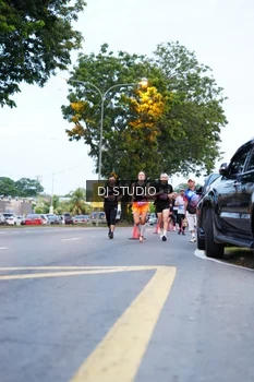 Runner Photo 4193845
