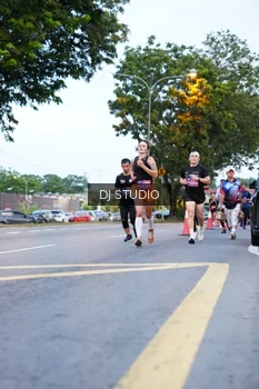 Runner Photo 4193909
