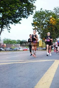 Runner Photo 4193922