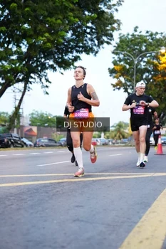 Runner Photo 4193969