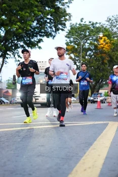 Runner Photo 4194093
