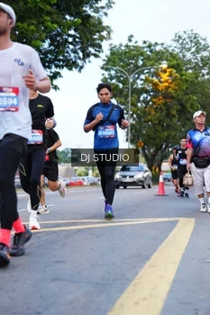 Runner Photo 4194142