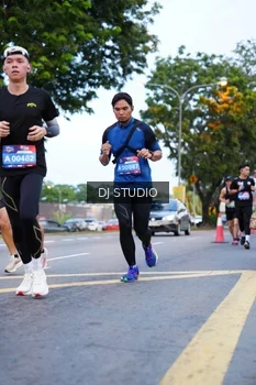 Runner Photo 4194178
