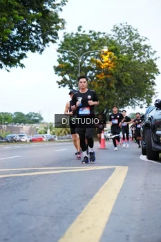 Runner Photo 4194216