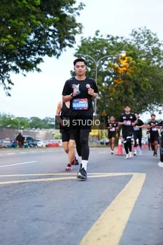 Runner Photo 4194244