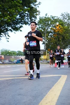 Runner Photo 4194247
