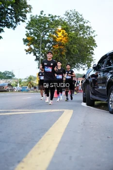 Runner Photo 4194254