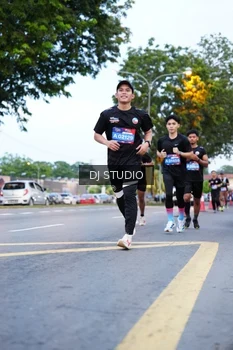 Runner Photo 4194266