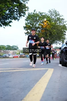 Runner Photo 4194278