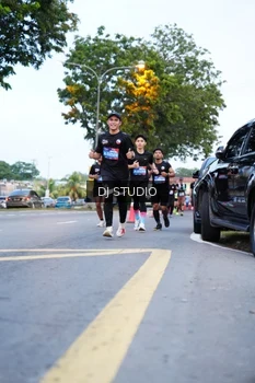 Runner Photo 4194282