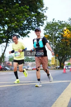 Runner Photo 4194321