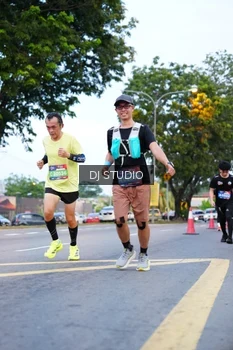 Runner Photo 4194322