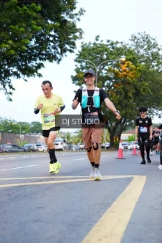 Runner Photo 4194334