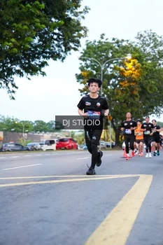Runner Photo 4194336