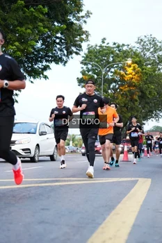 Runner Photo 4194368