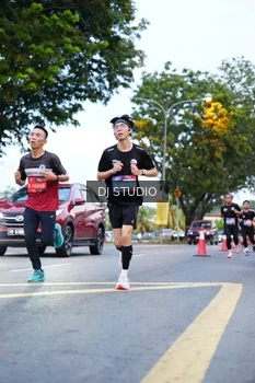Runner Photo 4194392