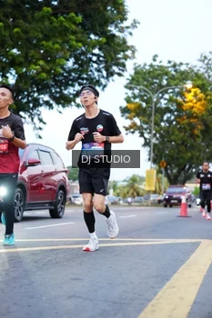 Runner Photo 4194417
