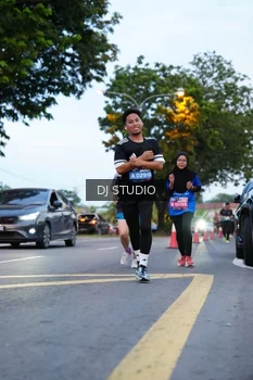 Runner Photo 4194432