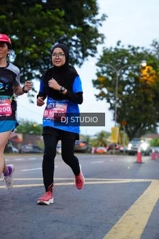 Runner Photo 4194448
