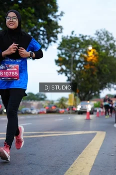 Runner Photo 4194453