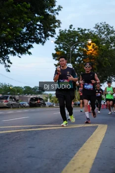 Runner Photo 4194462