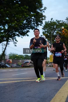 Runner Photo 4194468