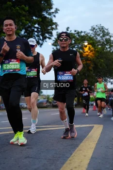 Runner Photo 4194473