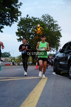 Runner Photo 4194484
