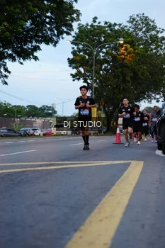 Runner Photo 4194507