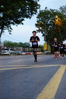 Runner Photo 4194513