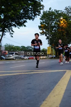 Runner Photo 4194518