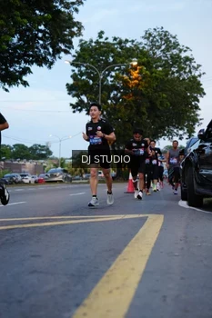 Runner Photo 4194524