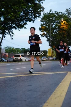 Runner Photo 4194531