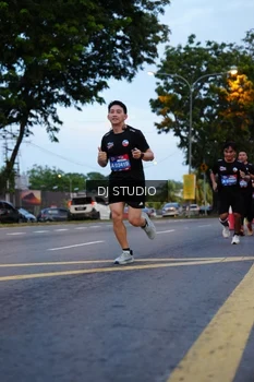 Runner Photo 4194532